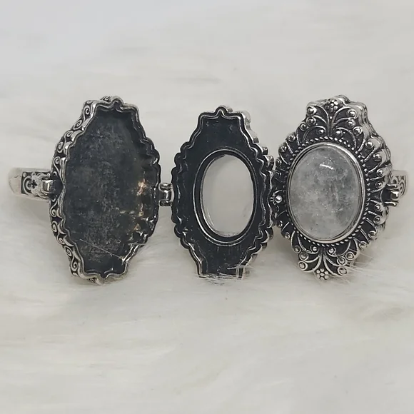 Clear Quartz Poison Ring | Adjustable Size | Vintage Insprired Crystal Jewlery - Picture 3 of 4